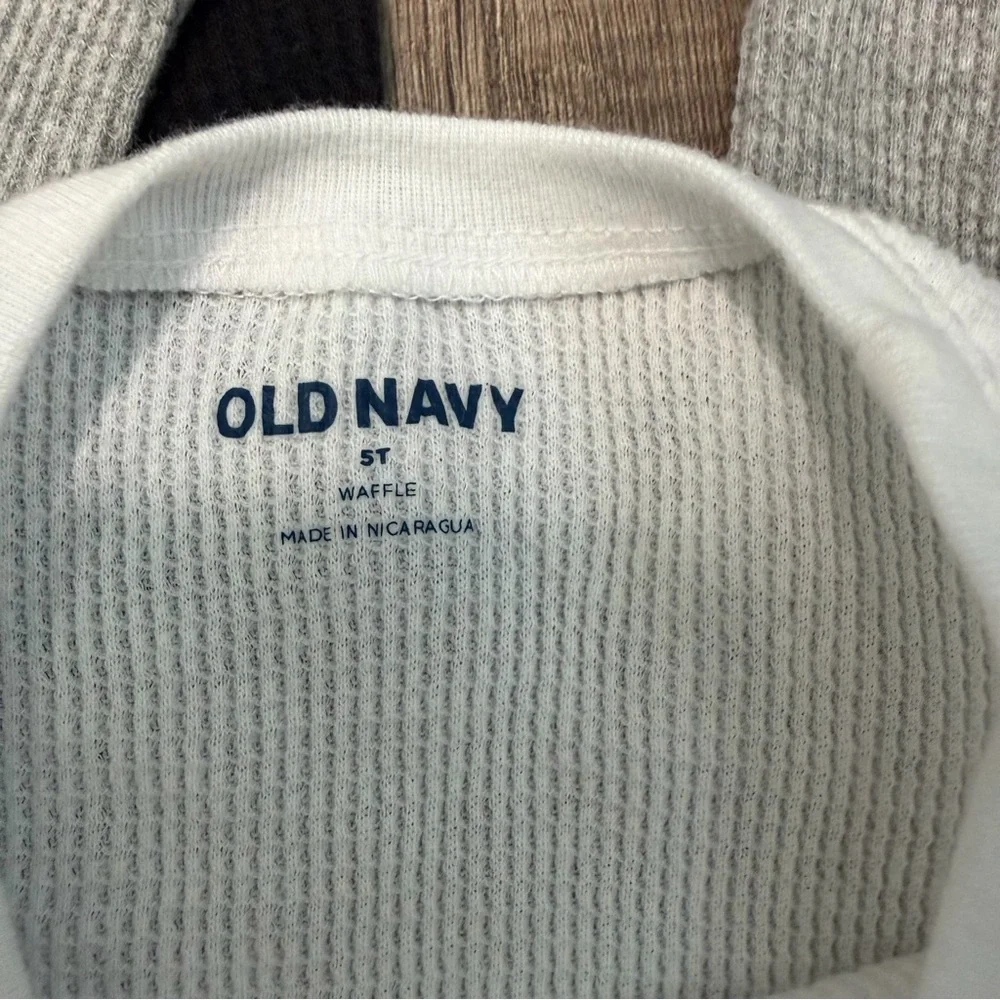 Old Navy Thermal Waffle Long Sleeve Shirt Set,‎ Size 5T